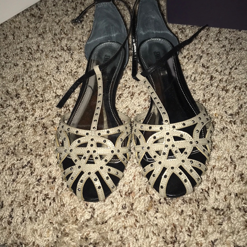 jennifer lopez flats !